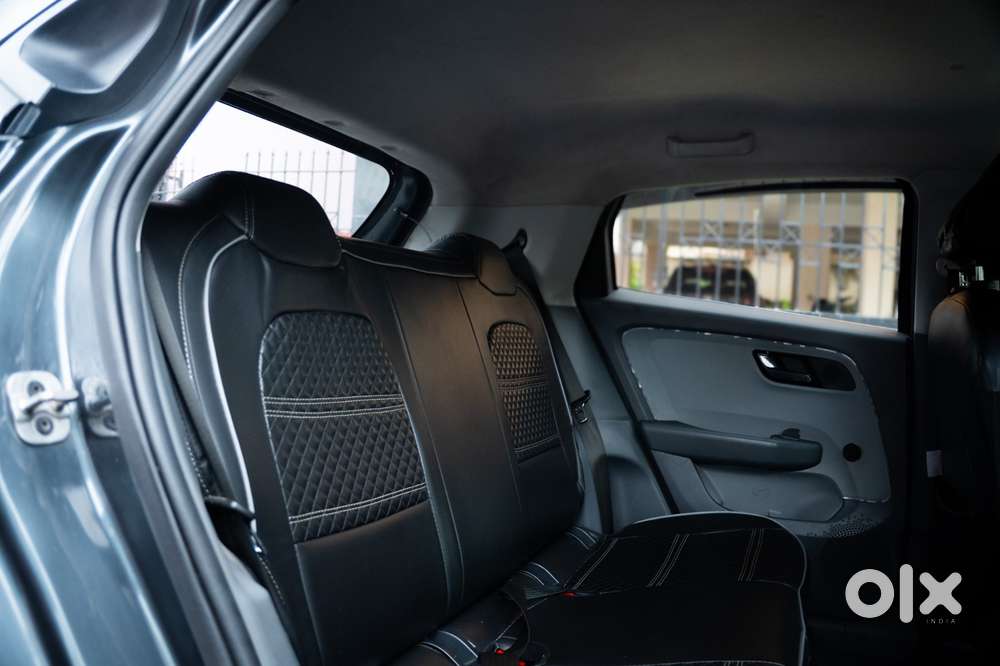 Tata Altroz 1.2 Xe Plus Petrol, 2020, Petrol