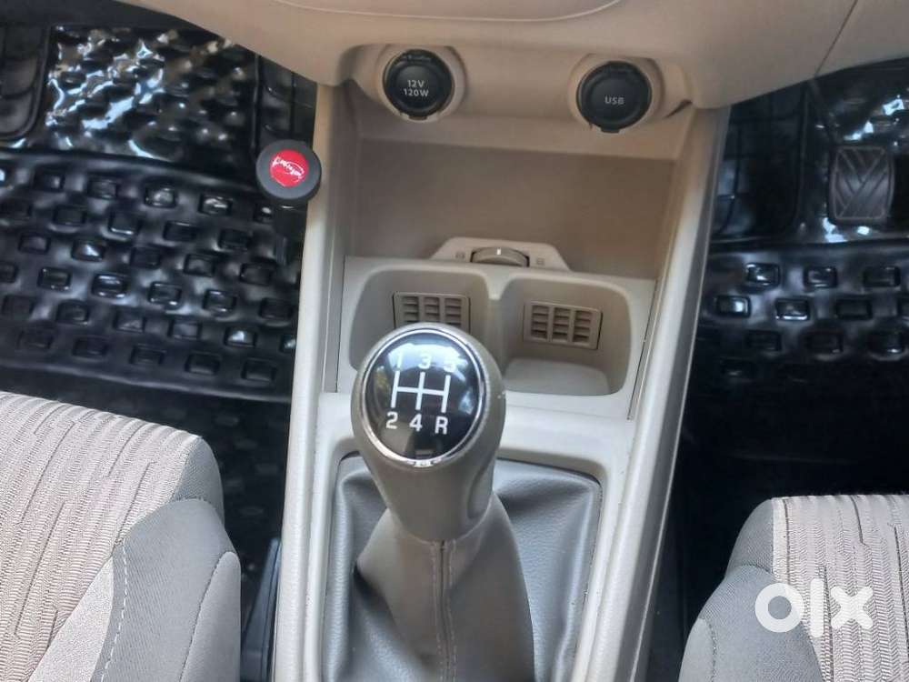 Maruti Suzuki Ertiga Zxi (o) Cng [2022-2023], 2022, Cng & Hybrids