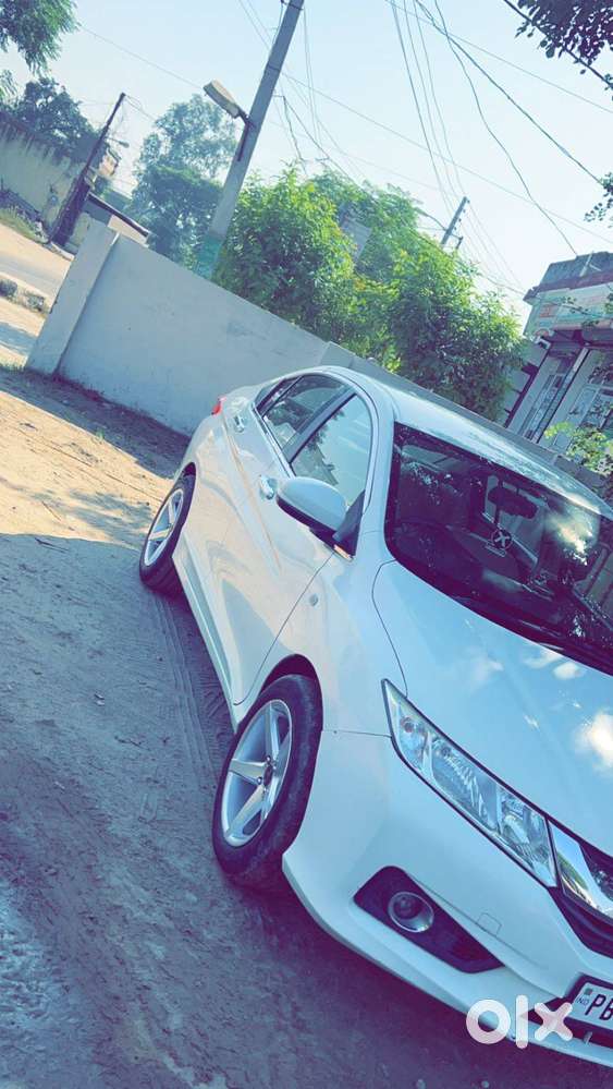 Good Condition Car New Tyre Allow With