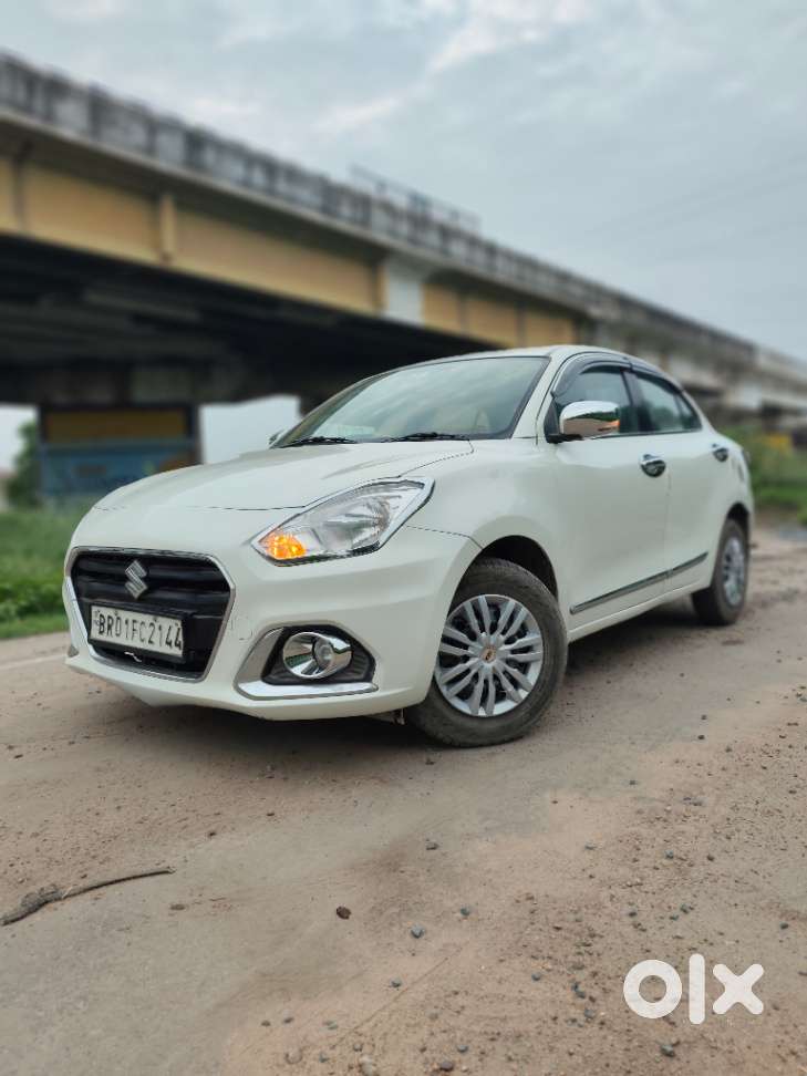 Maruti Suzuki Dzire 1.2 Vxi, 2022, Petrol
