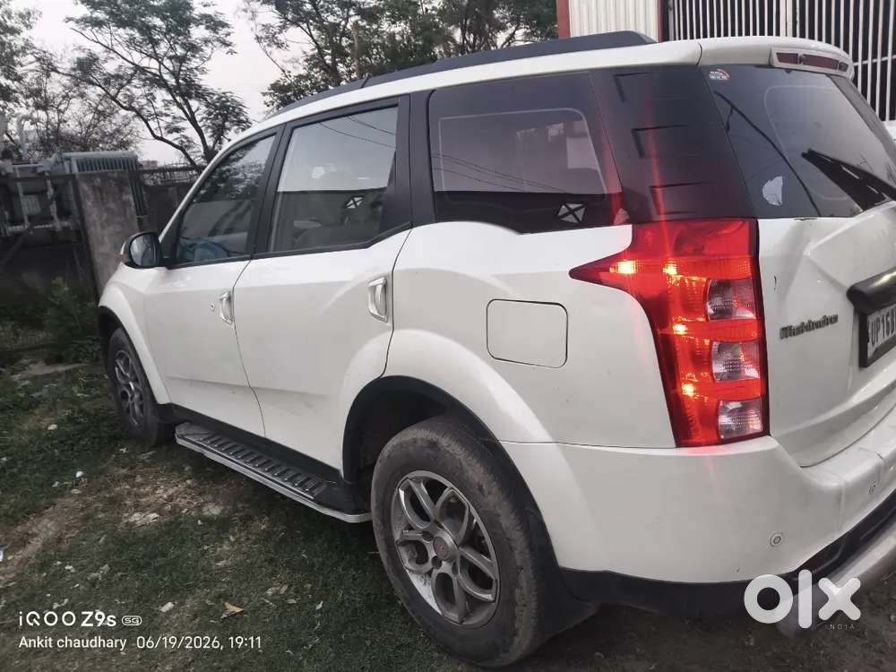 Mahindra Xuv500 2017 Diesel 97000 Km Driven