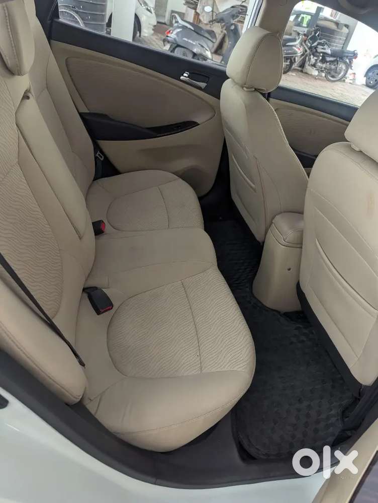 Hyundai Verna Fluidic Sx 1.6 2012 Year
