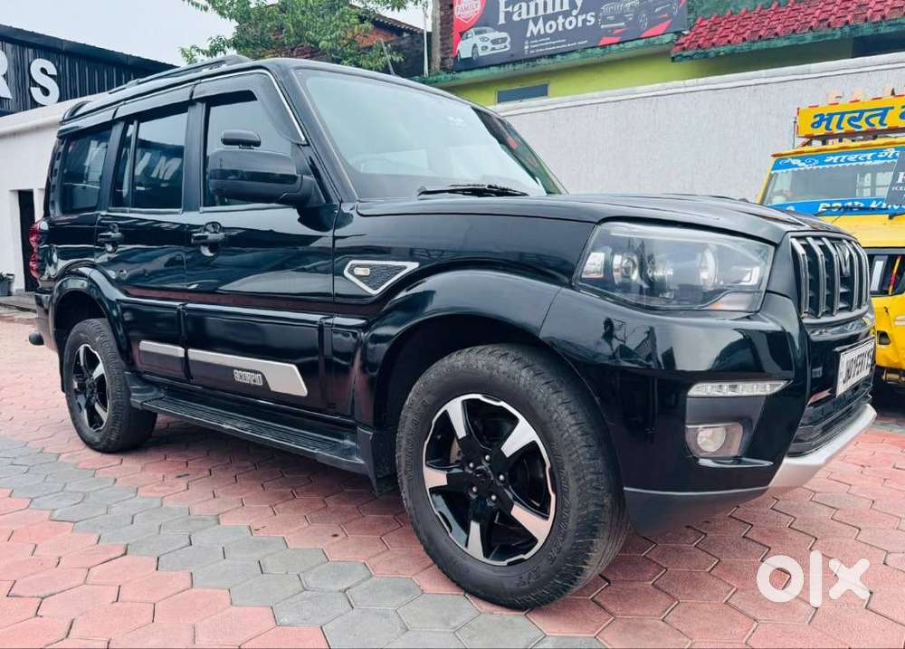 Mahindra Scorpio Classic 2.2 S 11 Mt 7 Str, 2023, Diesel