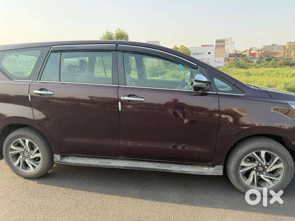 Toyota Innova Crysta 2022 Diesel Well Maintained