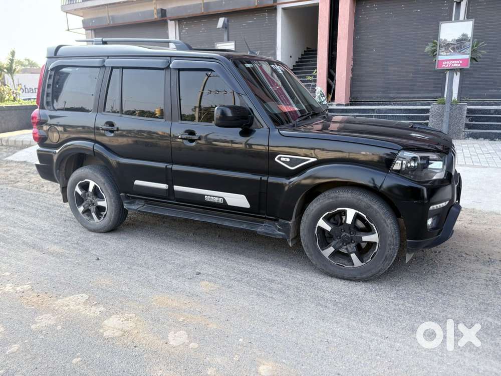 Mahindra Scorpio Classic 2.2 S 11 Mt 7 Cc, 2023, Diesel