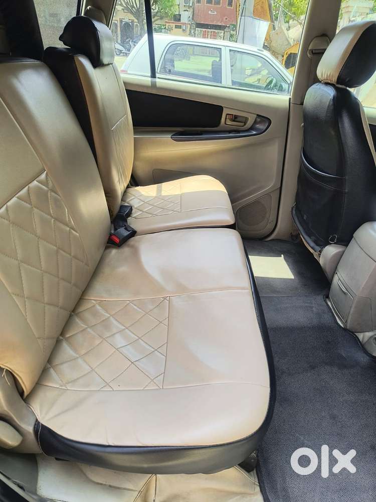 Toyota Innova 2.5 Ev Diesel Ps 7 Seater Bsiii, 2012, Diesel