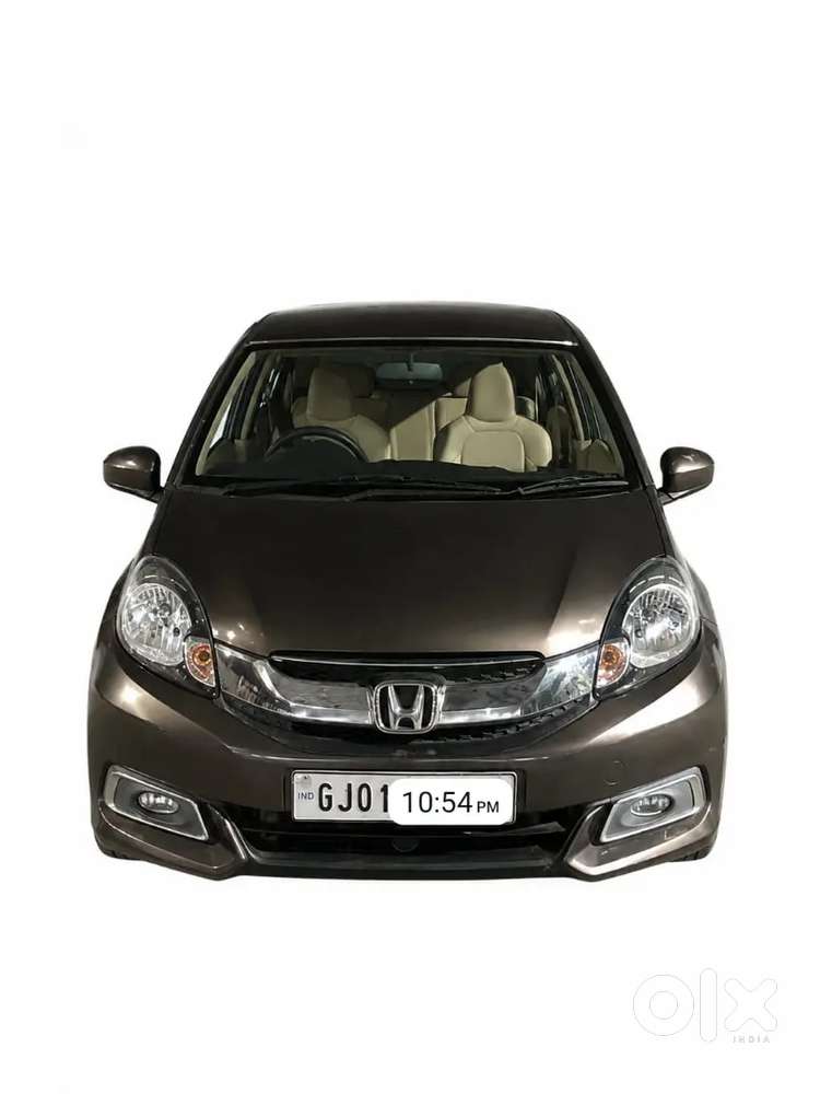 2nd Owner Honda Mobilo 1,5
Diesel 
Avrg 24
22 On Ac 
All Working Ac Ev