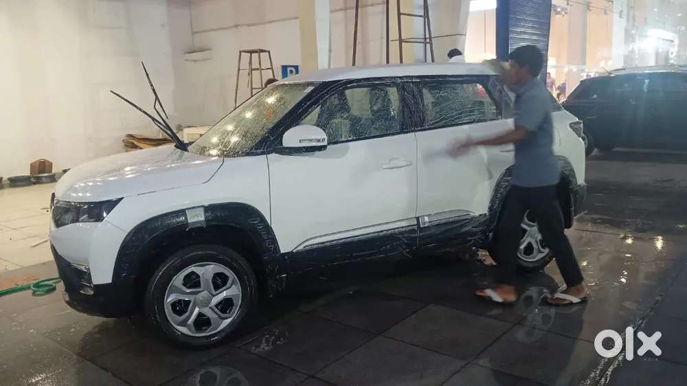 Maruti Suzuki Brezza 2025 Petrol 5062 Km Driven