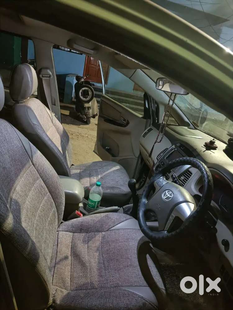 Toyota Innova Diesel 7 Str 2014 Second Owner