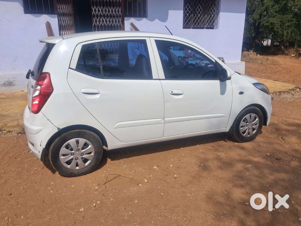 Hyundai I10 Sportz, 2011, Petrol