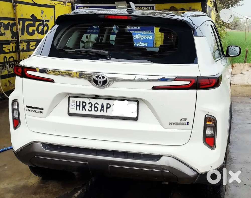 Toyota Urban Cruiser Hyryder 2023 Cng & Hybrids Well Maintained