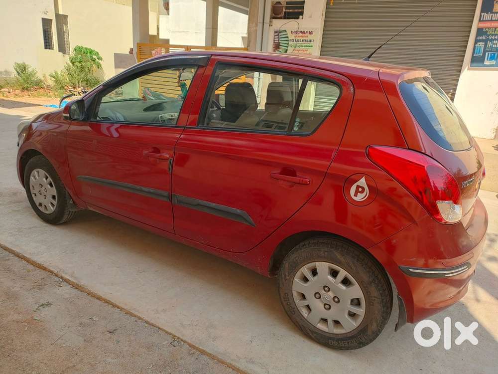 Hyundai I20 2013 Petrol 80000 Km Driven