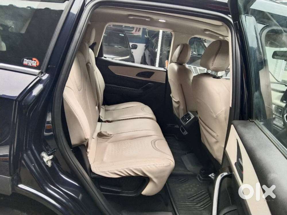 Mahindra Xuv700 2.2 Ax 5 Diesel Mt 7 Str, 2023, Diesel