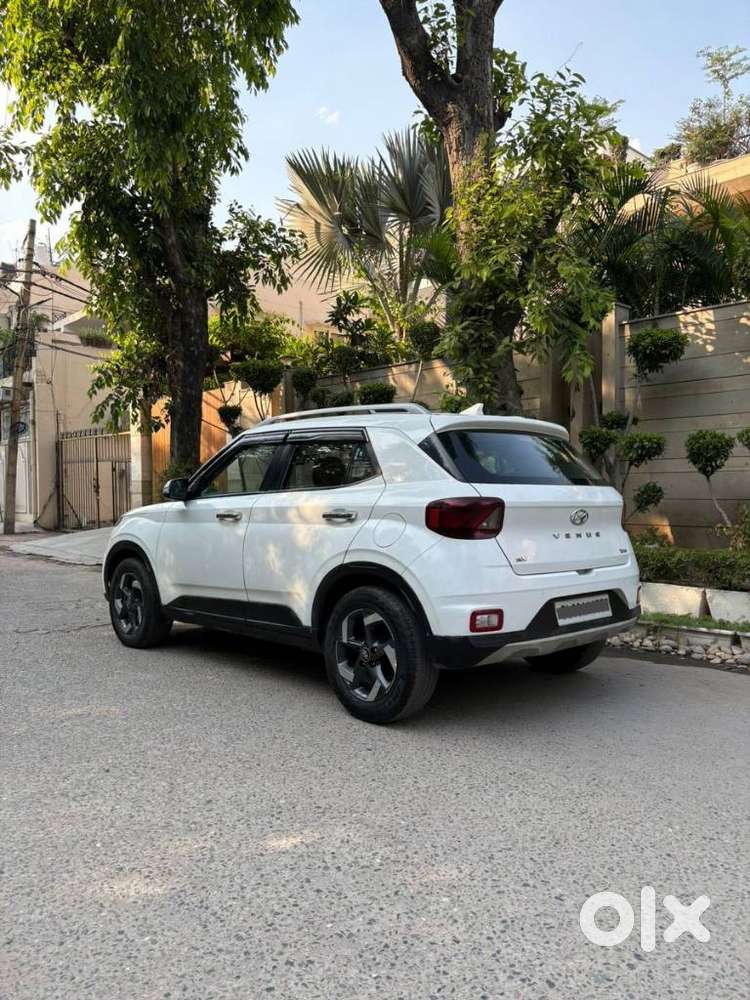 Hyundai Venue Sx Plus Turbo Dct, 2019, Petrol