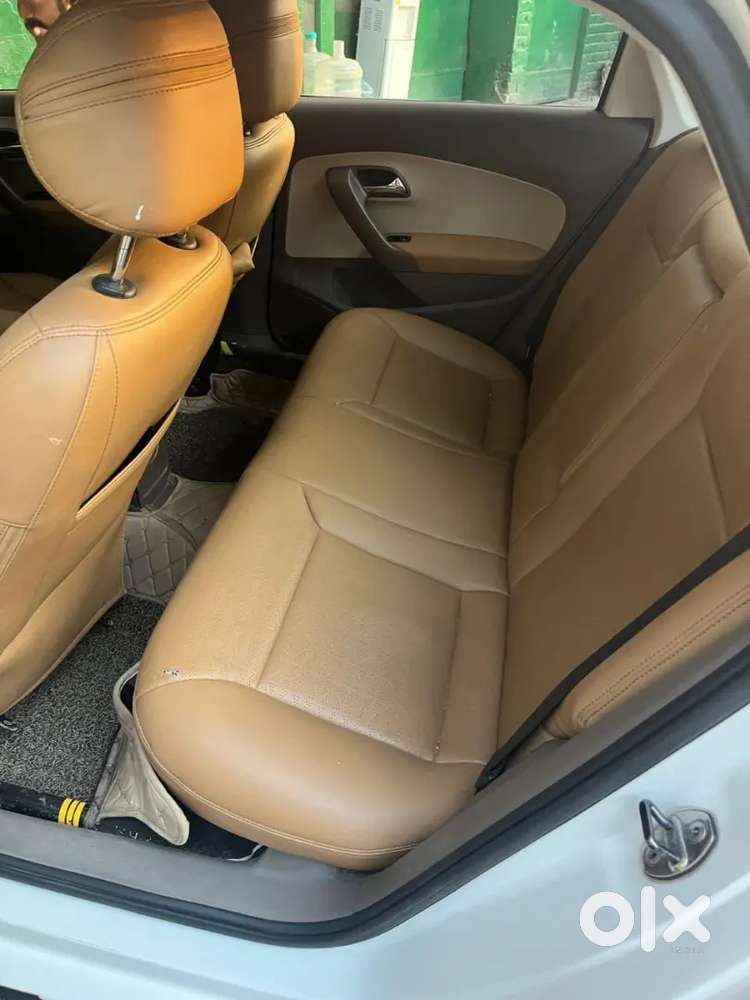 Skoda Rapid Elegance 2012