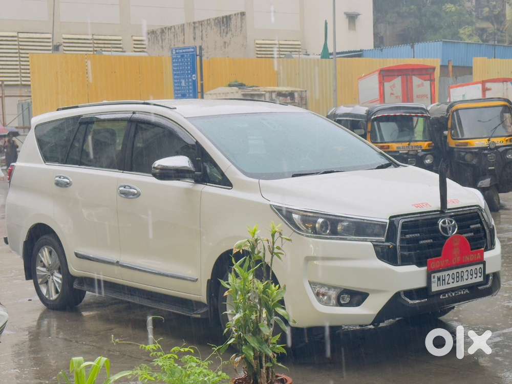 2020 Toyota Innova Crysta