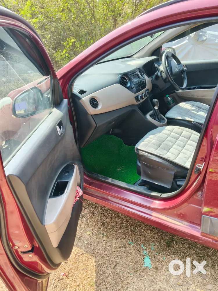 Hyundai Grand I10 2015 Petrol 53000 Km Driven 1st Owner.