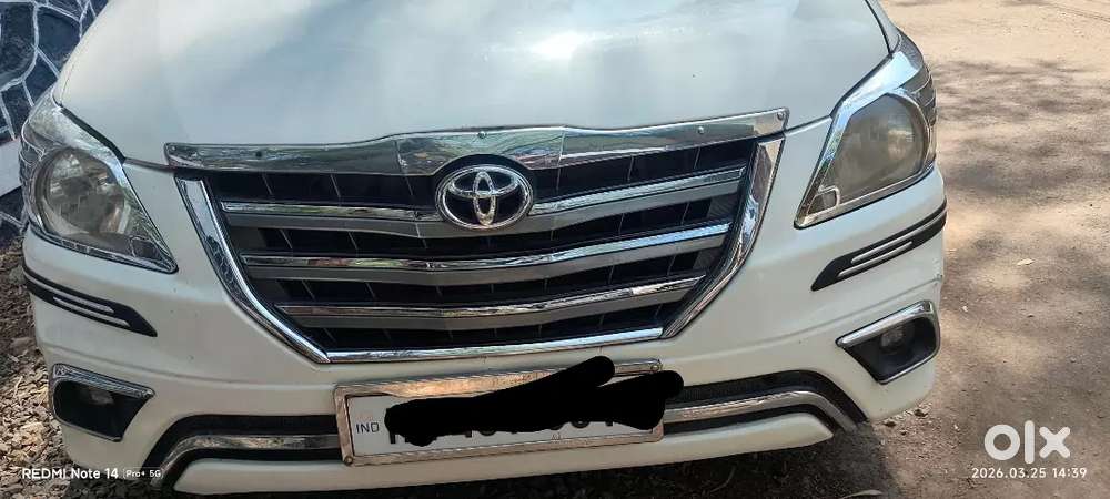 Toyota Innova 2012 Diesel Well Maintained
