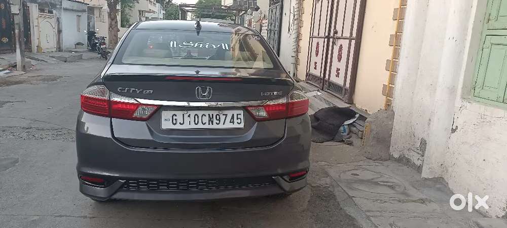.. Good Condition Top Model Sunroof Meghval