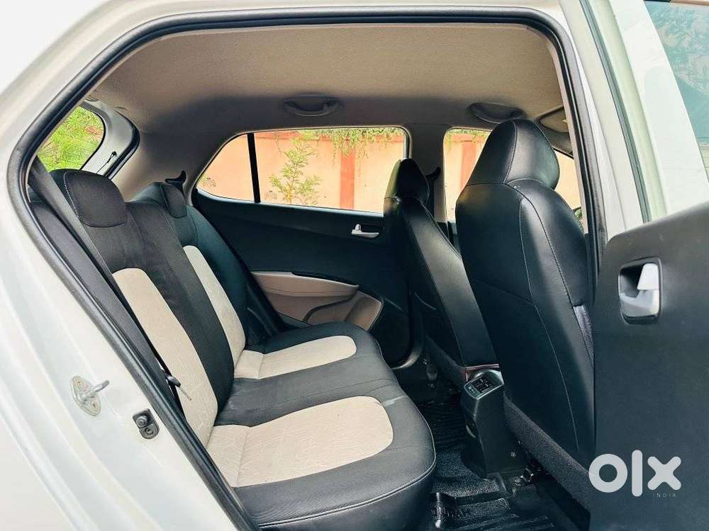 Hyundai Grand I10 2013-2016 At Sportz, 2017, Petrol