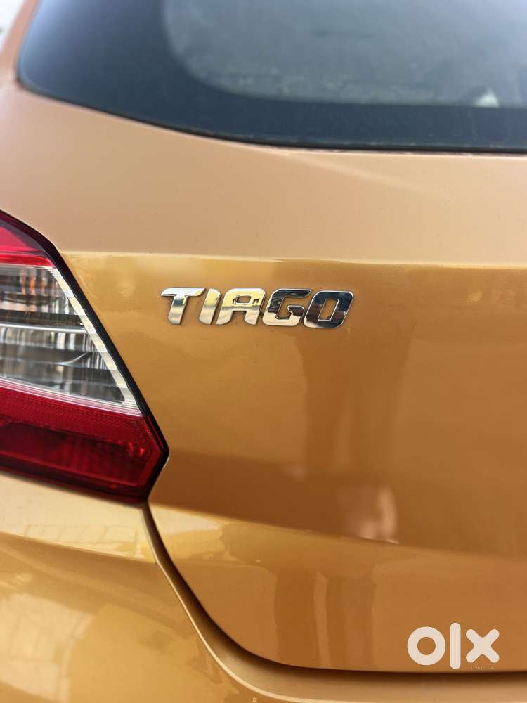Tata Tiago 1.2 Revotron Xt (o), 2016, Petrol