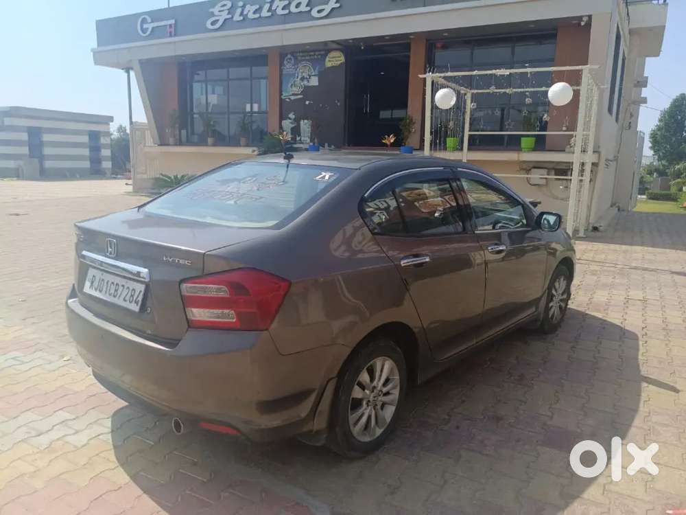 Honda City 2012 Petrol 82000 Km Driven With Sunroof
