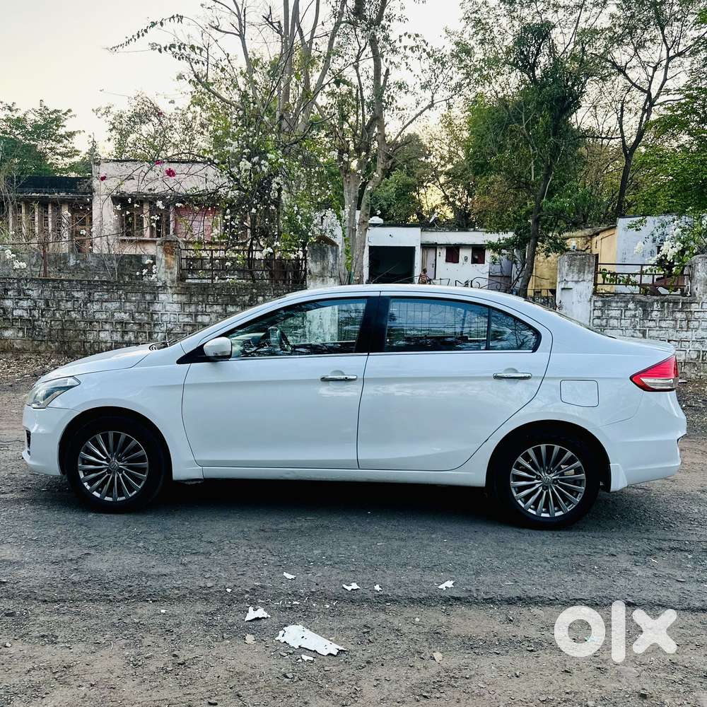 Maruti Suzuki Ciaz 1.5 Alpha Shvs Petrol, 2018, Petrol