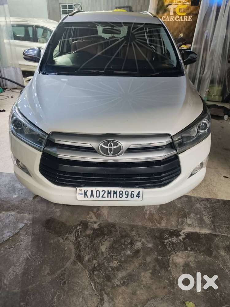 Toyota Innova Crysta 2.8z Automatic, 2017, Diesel