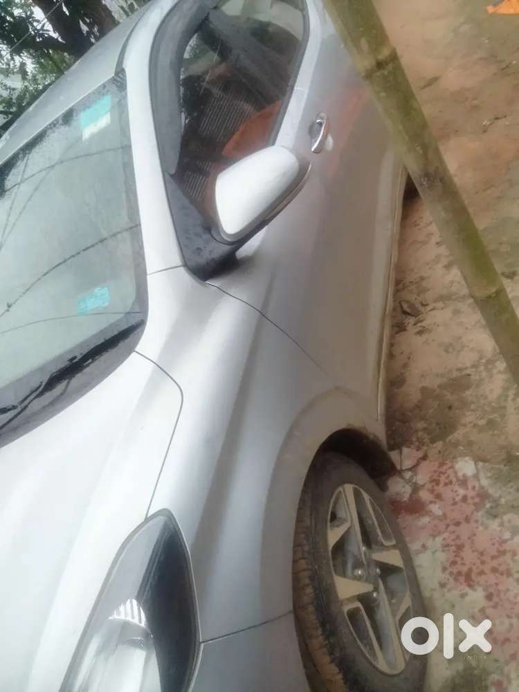 Hyundai Aura 2023 Petrol 94000 Km Driven