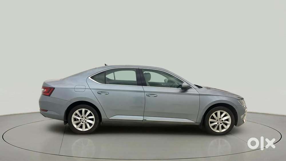 Skoda Superb Lk 1.8 Tsi At, 2018, Petrol