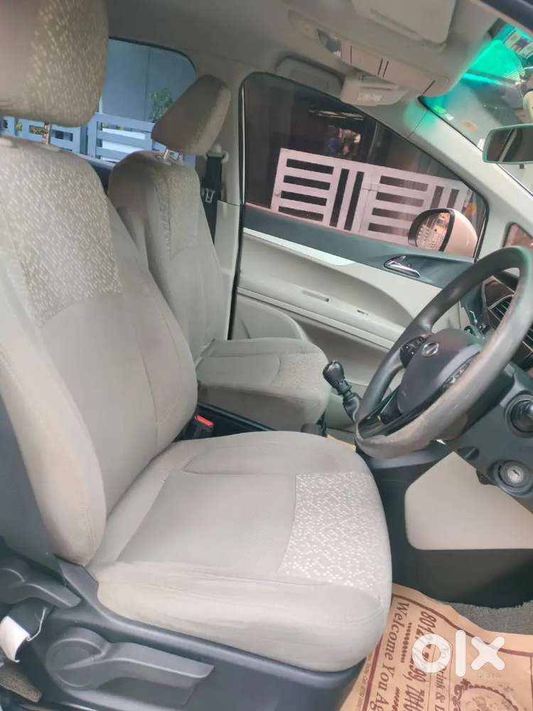 Mahindra Marazzo 2019