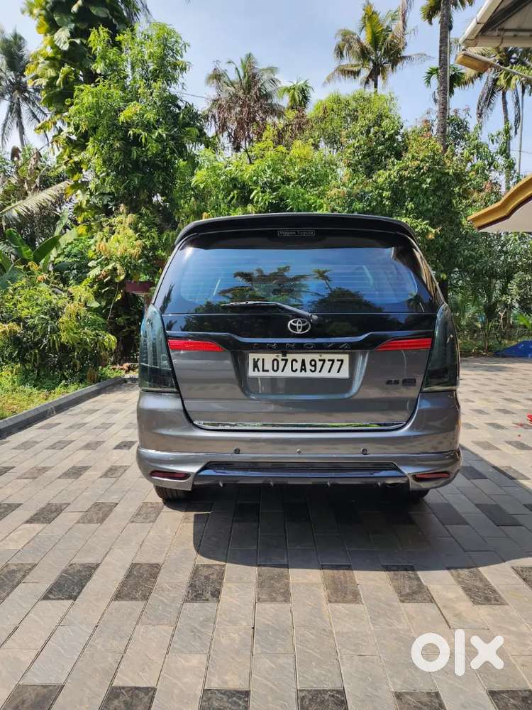 Toyota Innova 2014 Diesel Car