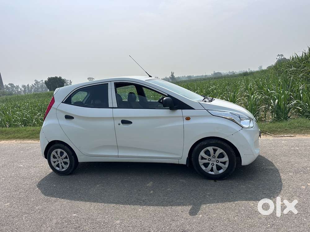 Hyundai Eon Magna 2016