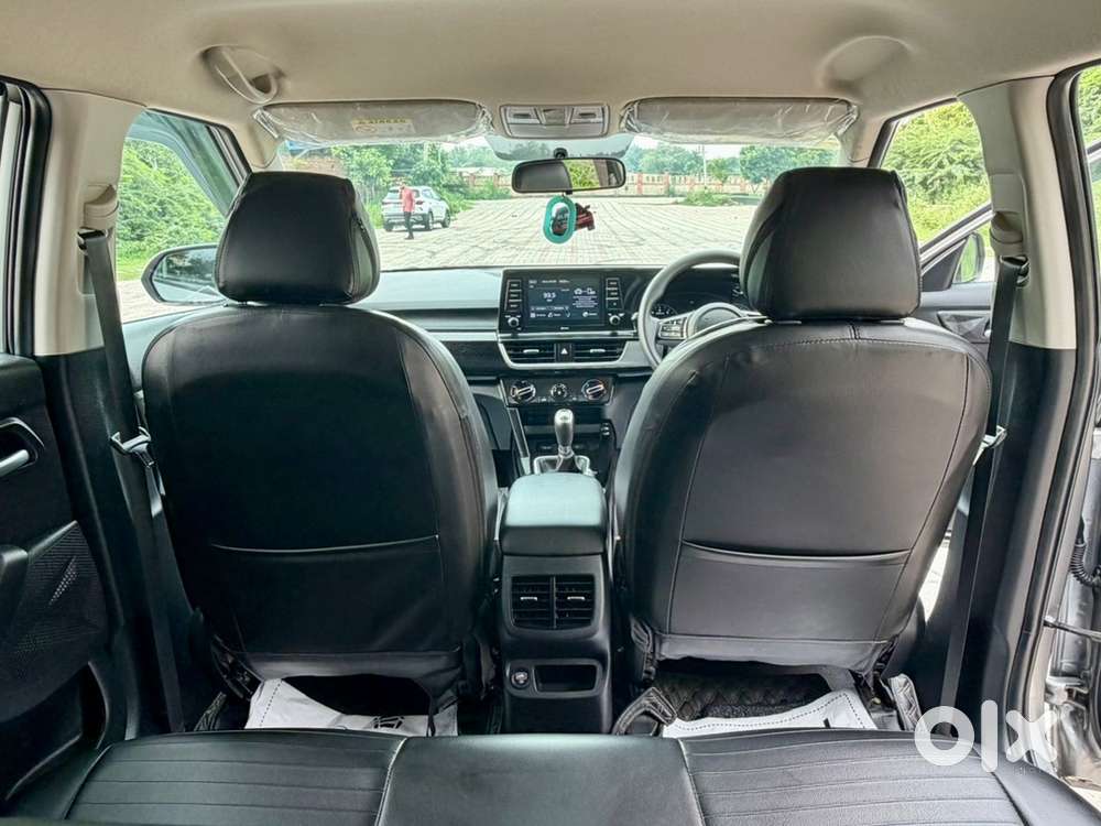Kia Seltos Petrol Manual 2020 Alloys Push Button Apple Car Play