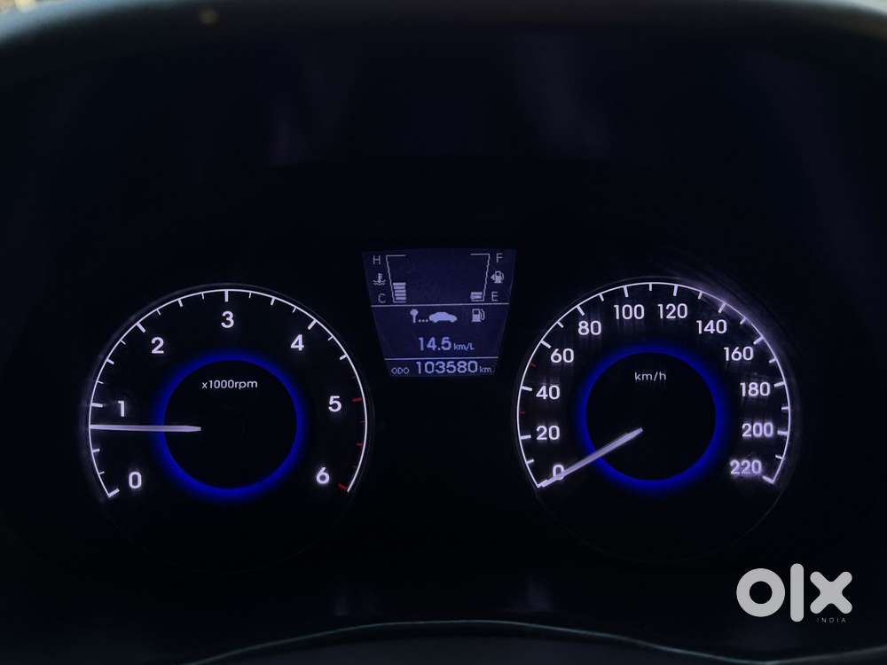 Hyundai Verna 1.6 Sx (o) Crdi, 2015, Diesel