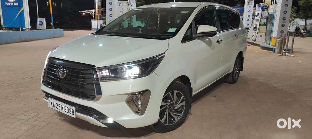 Toyota Innova Crysta