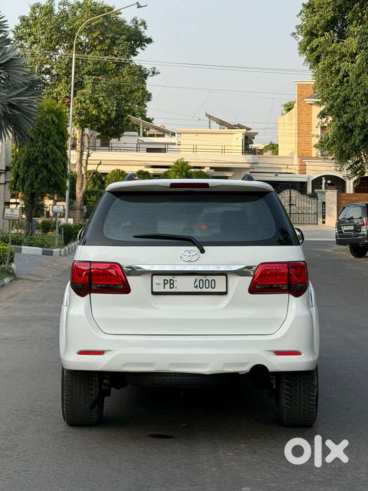 Toyota Fortuner 3.0 4x2 Automatic, 2015, Diesel