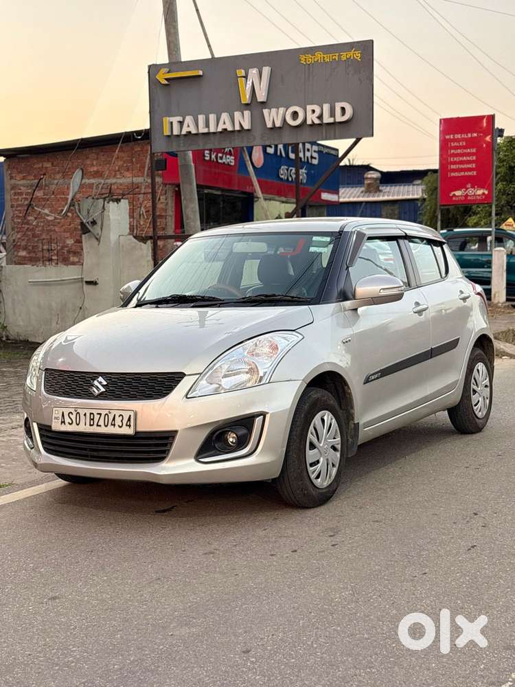 Maruti Suzuki Swift Vxi With Abs, 2016, Petrol