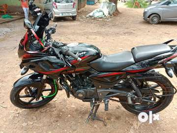 Pulsar 220 good condition l Motorcycles 1758961413