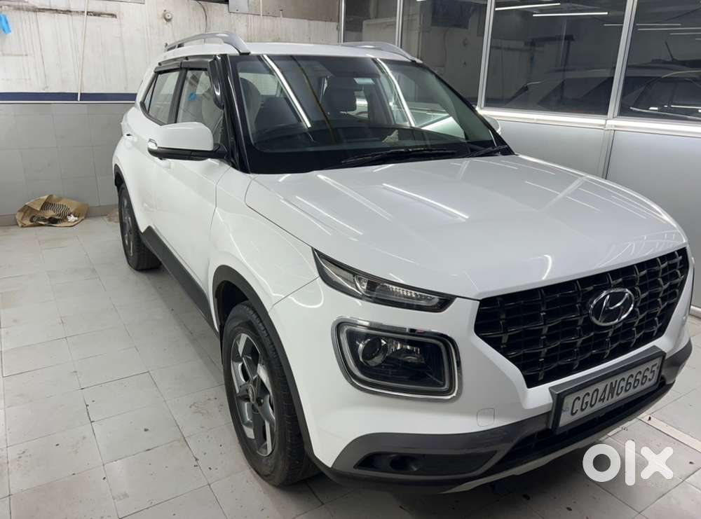 Hyundai Venue Diesel 2021