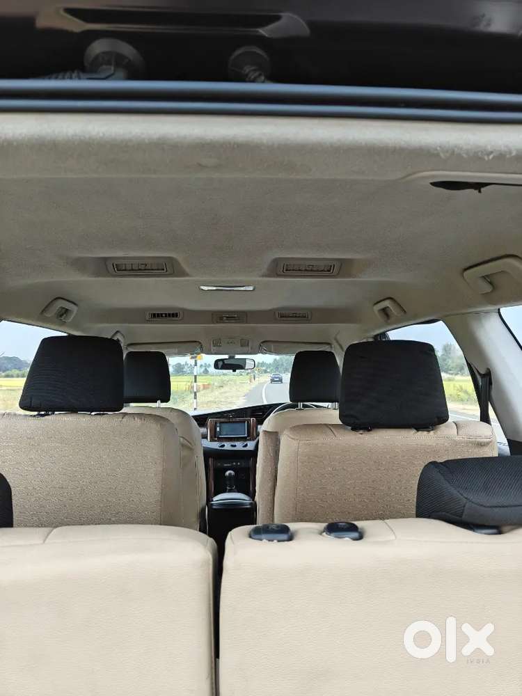 Toyota Innova Crysta 2.4 G (diesel)  67,000 Km