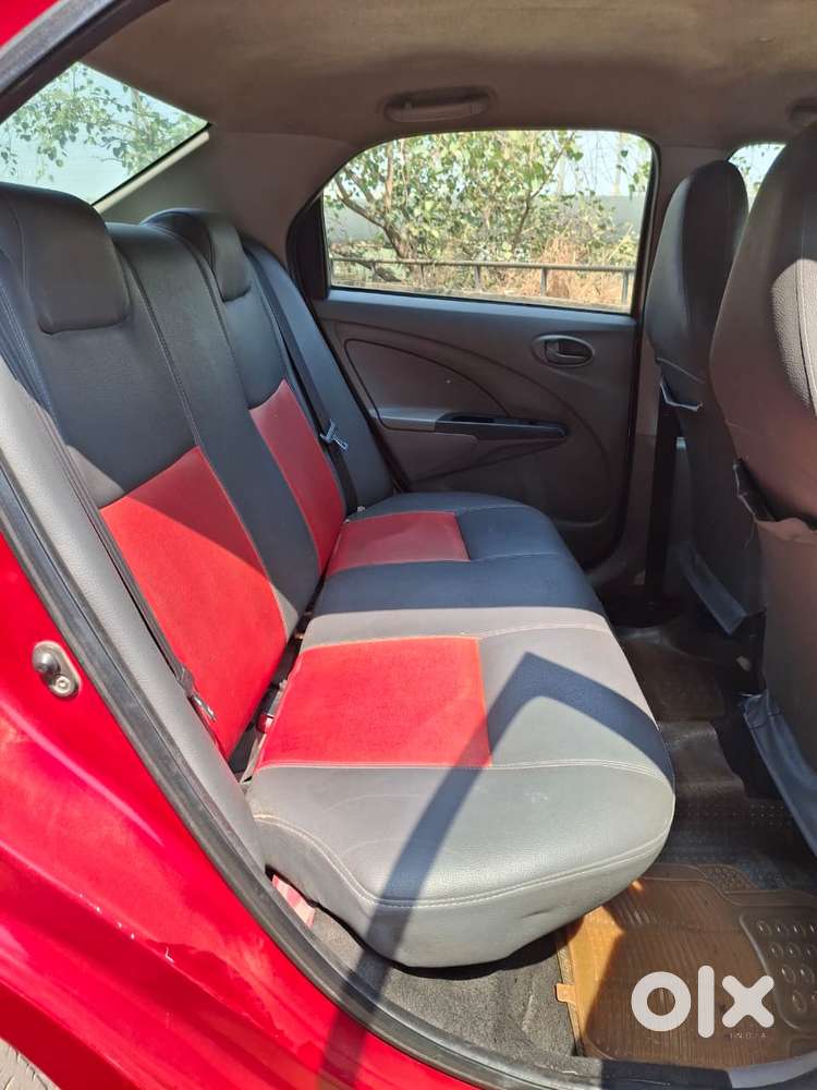 Toyota Etios 2010-2012 G, 2011, Petrol