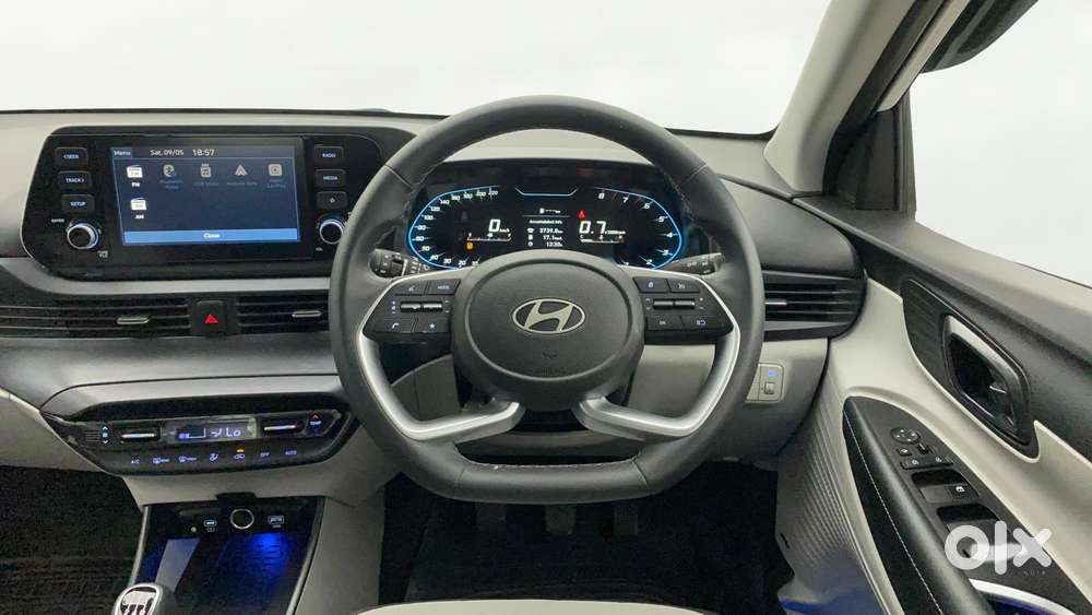 Hyundai New I20 1.2 Asta Mt, 2024, Petrol