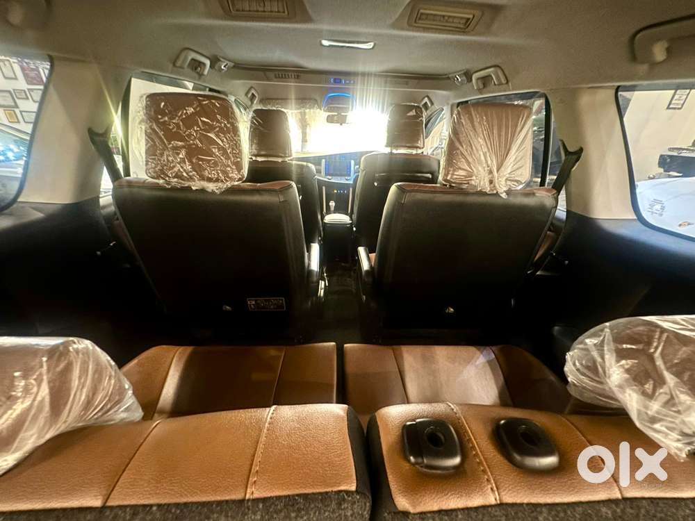 Toyota Innova Crysta 2.7 Zx At, 2017, Petrol