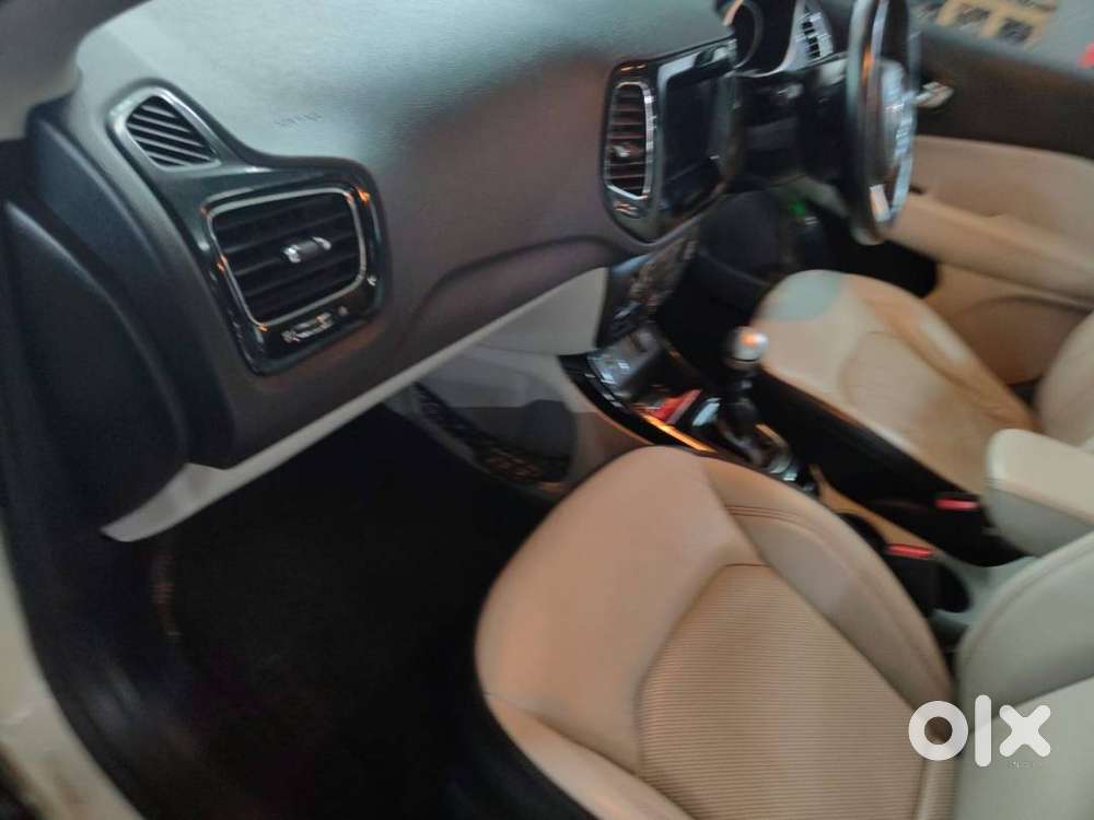 Jan 2018 Jeep Compass Limited(o) Diesel