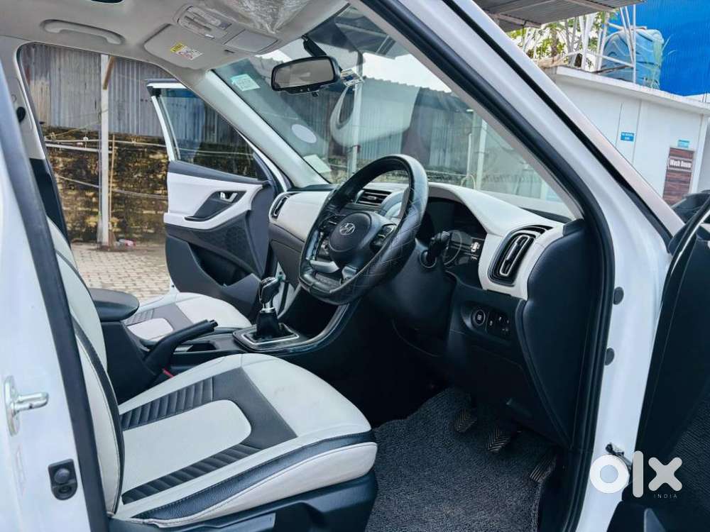 Hyundai Creta Sx Petrol Mt, 2023, Petrol