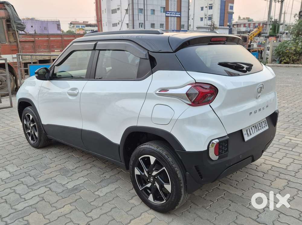 Tata Punch 1.2 Revotron Creative Dual Tone, 2022, Petrol