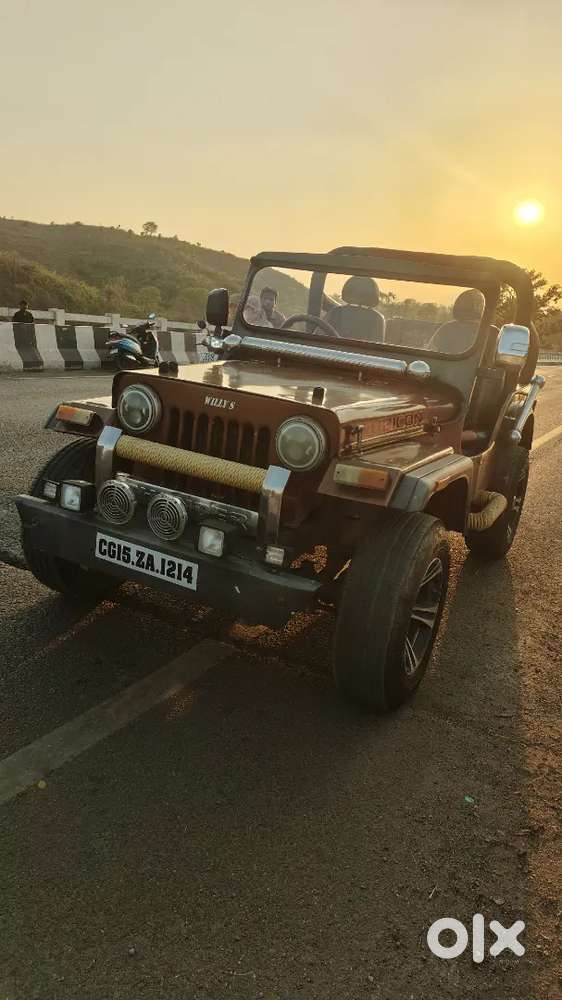 Mahindra Jeep Classic 2000