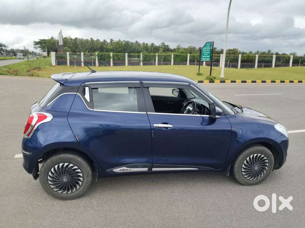Maruti Suzuki Swift Vxi Optional, 2022, Petrol