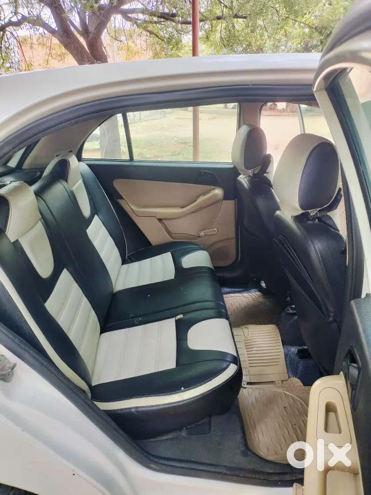 2014 Tata Indica Lsi